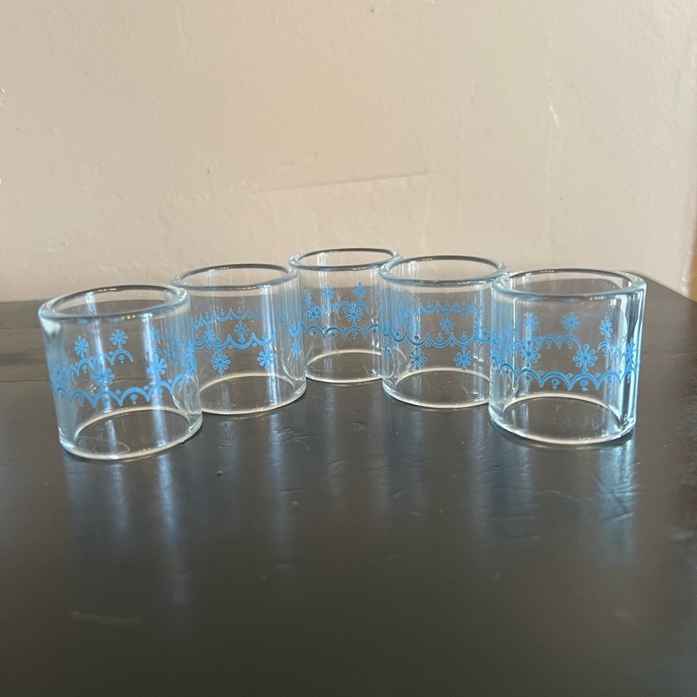 Rare Five Pyrex snowflake garland napkin rings EUC